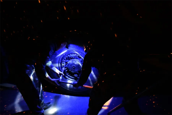 六中全會精神在軍營｜瞄準未來戰場，火箭軍某部組織跨區域合成演練