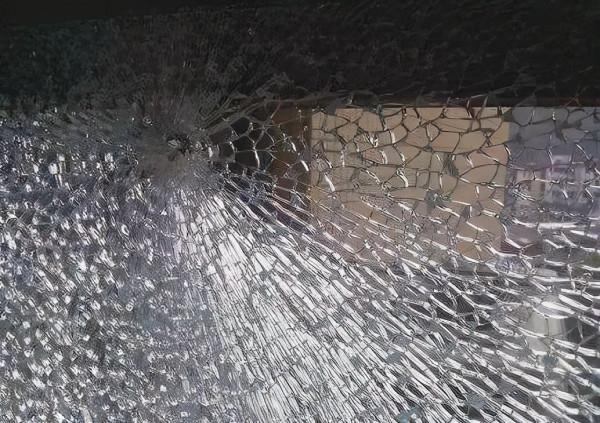 現在越來越多家裝修都不用窗簾，這種東西給力多了