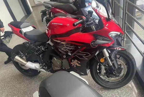 QJMOTOR新款賽600實錘,賽350、追350再擴缸,閃500大改款 QJMOTOR新款賽600實錘,賽350、追350再擴缸,閃500大改款