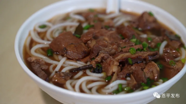 「我們的節日」燒烤、瀨粉……恩平人的“中秋味道”