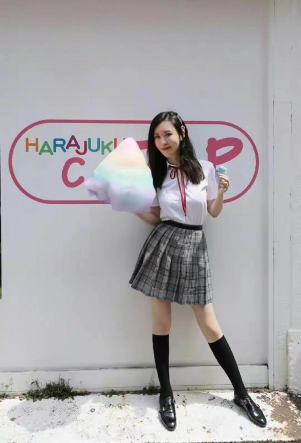 王石和田樸珺才是真感情,相伴出席活動,衣品高階甜蜜感爆棚 王石和田樸珺才是真感情,相伴出席活動,衣品高階甜蜜感爆棚