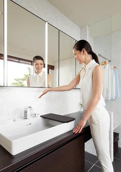 如何裝修人性化的衛生間2