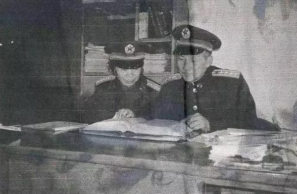 85歲老兵到銀行轉賬1000萬元,銀行核實後,才發現老人身份不簡單 85歲老兵到銀行轉賬1000萬元,銀行核實後,才發現老人身份不簡單