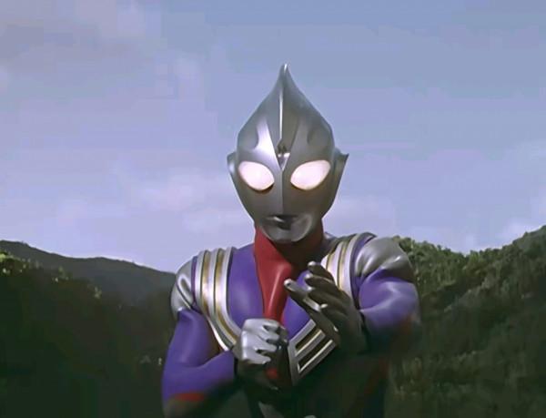 午報 | 影片平臺回應迪迦奧特曼被下架;iPhone13拍照有馬賽克 午報 | 影片平臺回應迪迦奧特曼被下架;iPhone13拍照有馬賽克