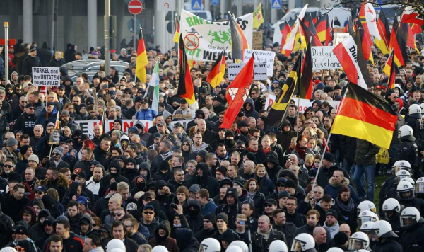 默克爾“最後一課”還是謝罪!親自飛抵以色列,向猶太人誠懇道歉 默克爾“最後一課”還是謝罪!親自飛抵以色列,向猶太人誠懇道歉