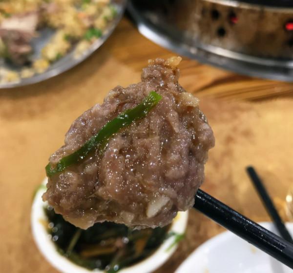廣東火遍當地的牛肉店,上萬人同時就餐,1700桌客人搶著吃 廣東火遍當地的牛肉店,上萬人同時就餐,1700桌客人搶著吃