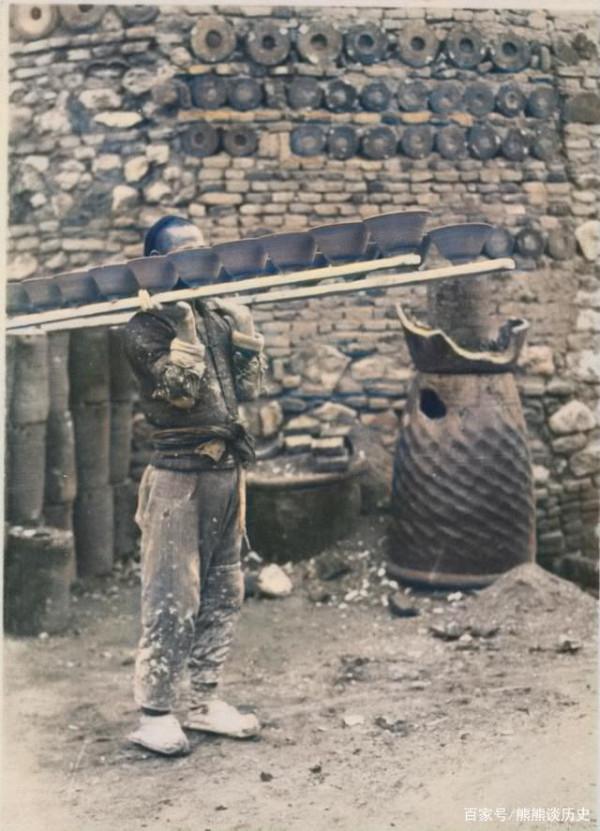 百年前的邯鄲是何模樣？日本歌姬街邊閒逛，技藝精湛的陶瓷工人