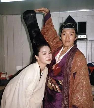 “靠臉吃飯”的女明星，美與醜全在造型師的一念之間，真是太慘了