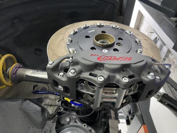 硬核直男!MINI JCW雙車升級INSPEED TR6競技剎車 硬核直男!MINI JCW雙車升級INSPEED TR6競技剎車