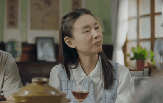 女星校服造型難駕馭？有人32歲仍像高中生，有人像媽偷穿女兒衣服
