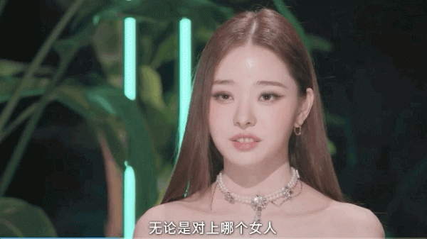 Jennie居然被“新一代人間香奈兒”克隆了