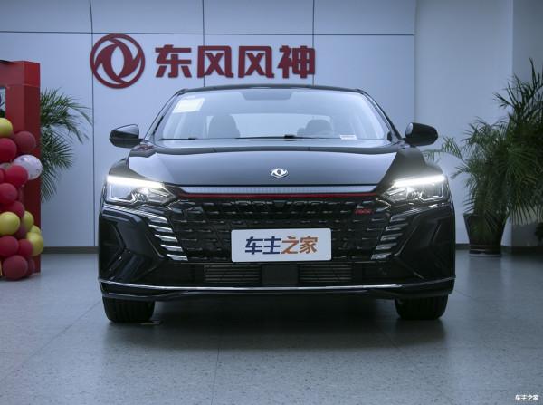 奶爸也可以潮酷 實拍奕炫MAX超酷潮爸版