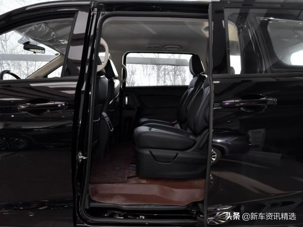 長安歐尚科尚EV實拍！外觀帥氣，內飾優美，奶爸們快行動吧