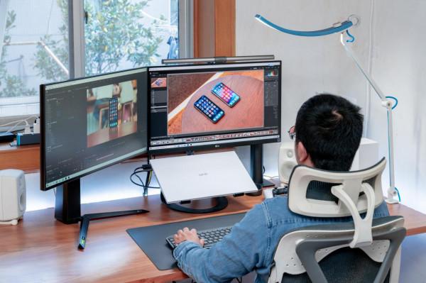 PS5 雙屏桌面搭建指南：LG 27GP950 + LG 27UN880