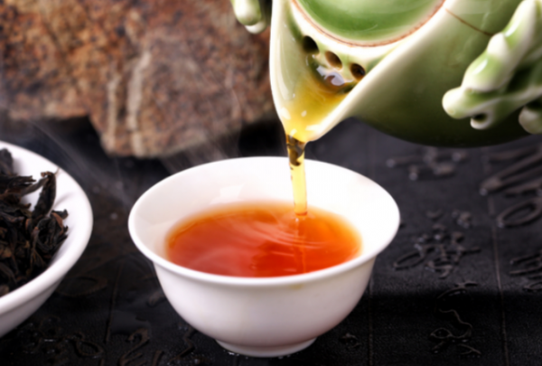 長期吸菸卻又堅持喝茶，他們身體有什麼變化？看完你或許就知道了