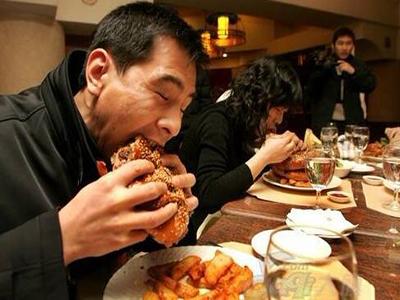 如何控制飽腹程度，看看這4招，健康不請自來