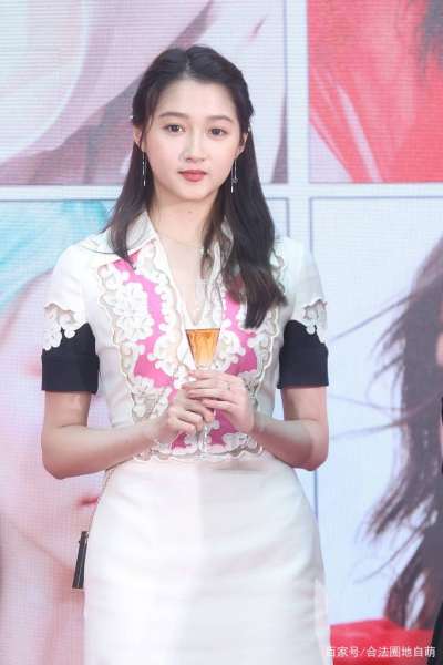 長相與身材不符的明星,趙露思上榜,看到彭昱暢你是不是很意外 長相與身材不符的明星,趙露思上榜,看到彭昱暢你是不是很意外