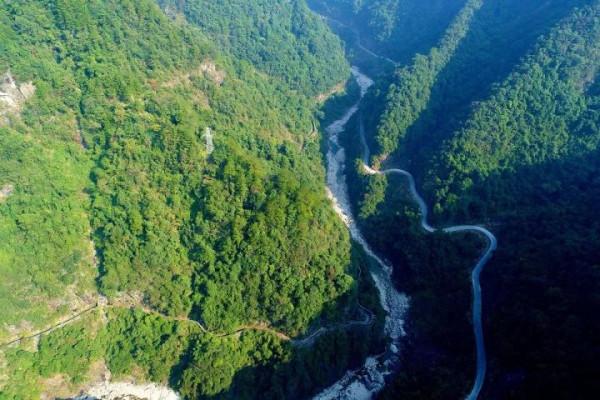 抄近路速登海拔1888米的廣東第二峰,下山途中意外受傷骨折 抄近路速登海拔1888米的廣東第二峰,下山途中意外受傷骨折