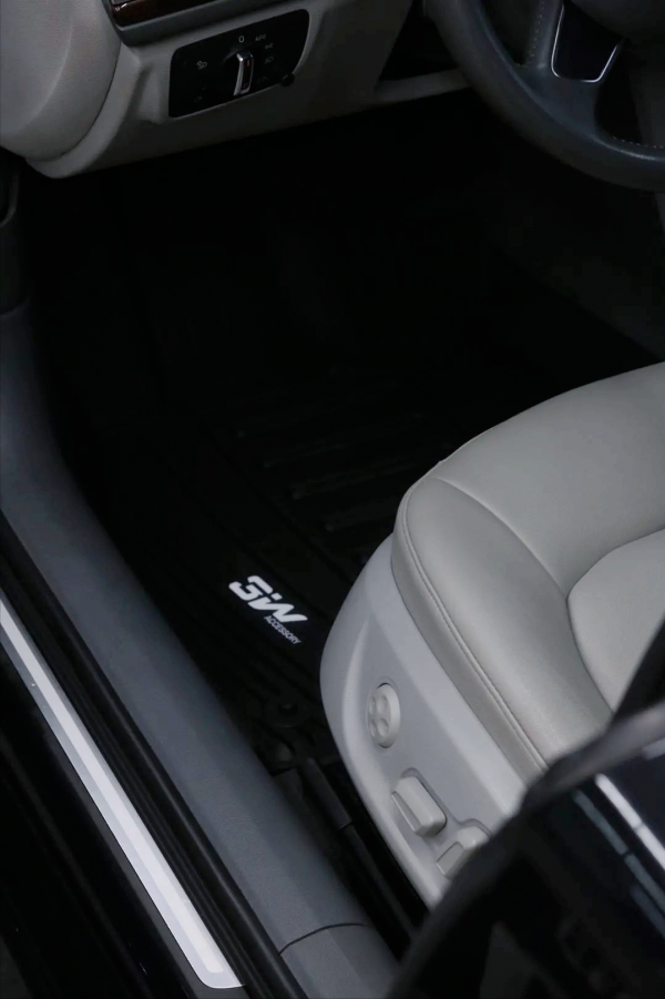 怪獸修車:翻新“車況慘烈”的奧迪A6C7,匠心施工,滿血復活 怪獸修車:翻新“車況慘烈”的奧迪A6C7,匠心施工,滿血復活