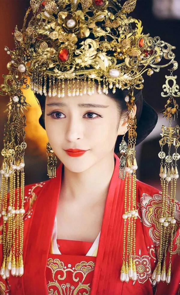 分享圖片！13位女星身穿嫁衣，每位都很美，有你喜歡的人嗎