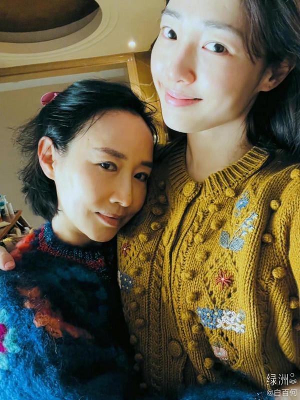 白百何素顏與媽媽太像了，絕了