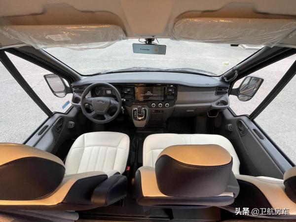 F590 五座商務款，無吧檯大空間