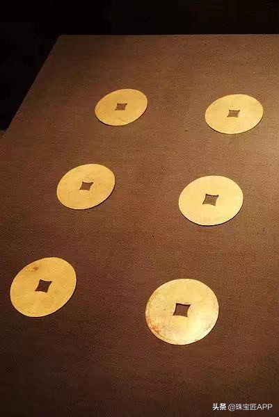 1400件金器，件件無價！明梁莊王墓，一己之力養活半個漢服首飾圈