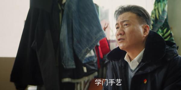 播出4集口碑炸裂，老戲骨演技登峰造極，蔣欣這次又抽到“王炸”