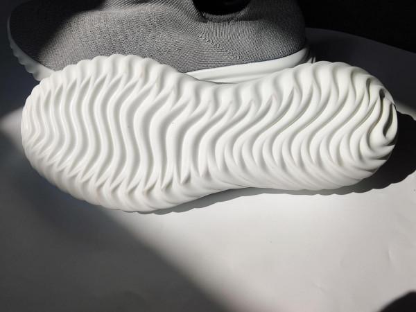 小米有品上新：耐穿好穿的基礎款休閒鞋