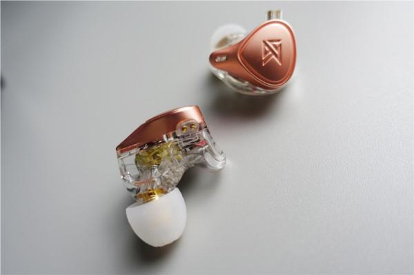 有線耳機才是聽音樂最好拍檔，KZ-ZEXpro靜電耳機評測