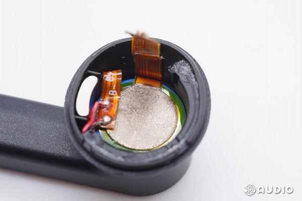 黑鯊鳳鳴真無線藍芽耳機拆解，自研超低延時，支援遊戲超低延時