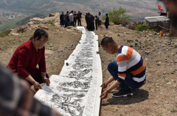 山東一位道長堅信龍真實存在，並上山尋龍16年，至今仍在山上堅持