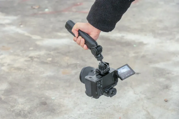 國產設計在崛起!PGYTECH螳螂手柄及快拆元件上手體驗 國產設計在崛起!PGYTECH螳螂手柄及快拆元件上手體驗