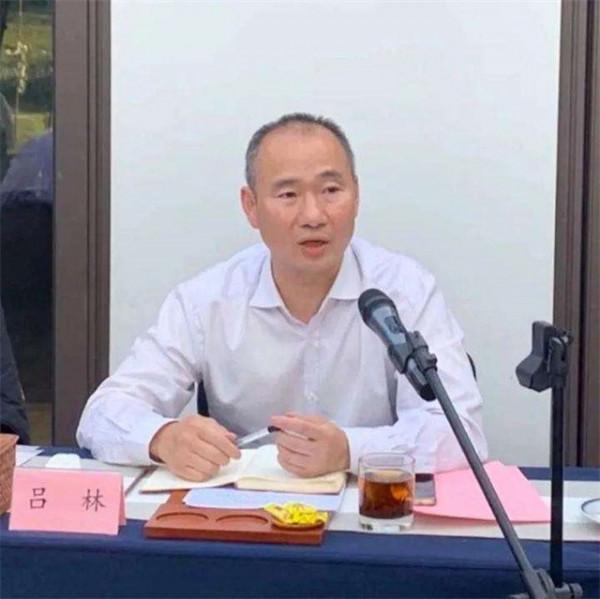 劉國樑昔日主管教練，曾無奈前往日本執教，兒子曾經是國乒一員