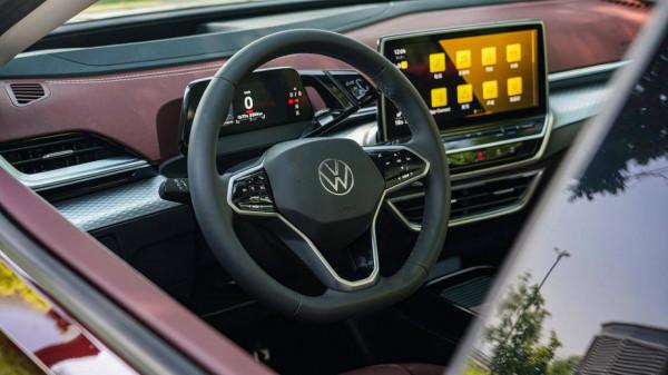 試駕上汽大眾ID.6 X 三排七座 續航588km