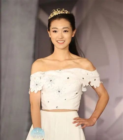 TVB5位“不缺錢”的港姐,張寶兒身價也過億,袁偉豪嫁妝拿到手軟 TVB5位“不缺錢”的港姐,張寶兒身價也過億,袁偉豪嫁妝拿到手軟