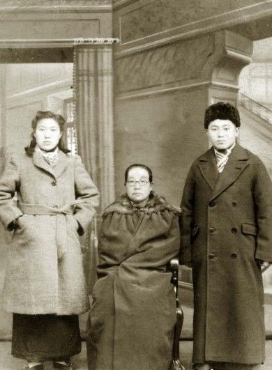 1947年聶榮臻司令員稱讚道:我們的情報組織抵得上十萬兵馬 1947年聶榮臻司令員稱讚道:我們的情報組織抵得上十萬兵馬