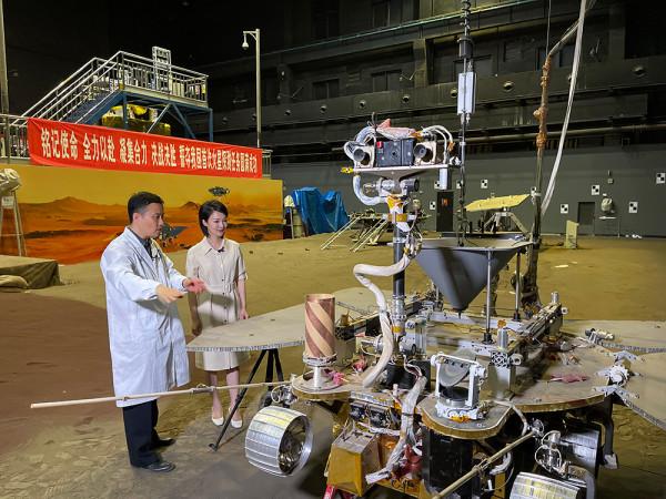 《一師亦友》：具有思想高度和時代溫度的高階對話