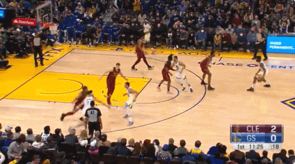 “心機”大男孩，庫裡和湯普森的記錄球都由維金斯助攻