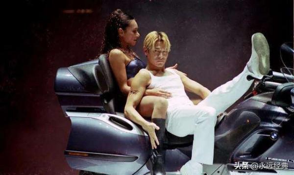 劉德華20年前有多帥，1999年紅館演唱會最經典