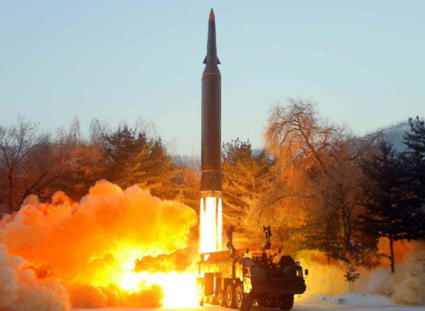 美國黔驢技窮？朝鮮導彈發射成功，美方對朝方發動新一輪制裁