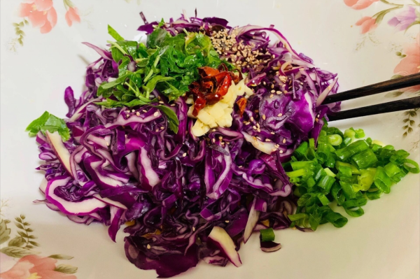 天冷了，女人不想用化妝品，記得吃7種食材，花青素含量高