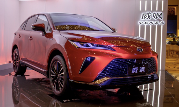 五大重磅“燃油車”，都有雙重“殺手鐧”，誰最符合國人的胃口？