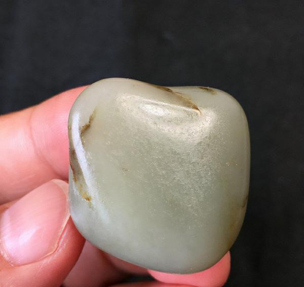 真皮籽料,純天然。小巧 真皮籽料,純天然。小巧