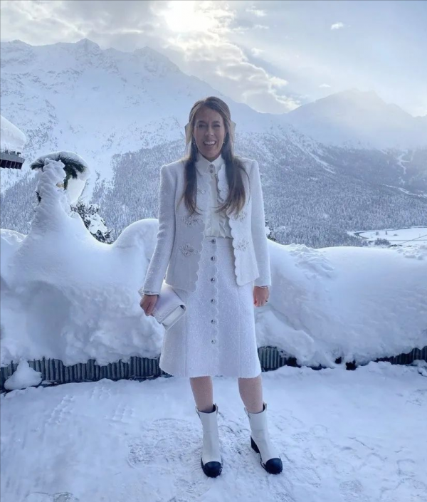 希臘王子與豪門千金連辦3場婚禮,億萬新娘的婚紗太壕了 希臘王子與豪門千金連辦3場婚禮,億萬新娘的婚紗太壕了