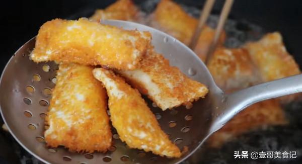 香蕉別直接吃了,加上混沌皮,教你全家人最愛吃的一道菜,超解饞 香蕉別直接吃了,加上混沌皮,教你全家人最愛吃的一道菜,超解饞