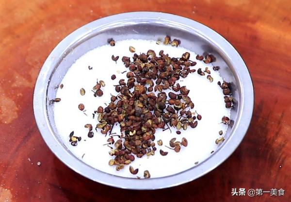 鹽焗蝦的做法原來這麼簡單，很多人都用這個方法，5分鐘做一盤