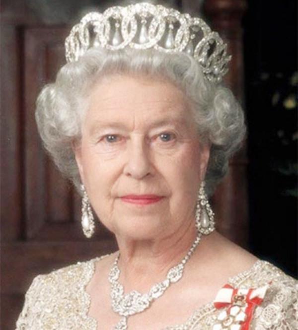 1986年,一位盲人來到上海外事辦:請把我送上英女王的遊輪 1986年,一位盲人來到上海外事辦:請把我送上英女王的遊輪