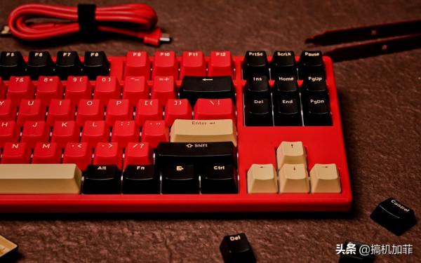 紅紅火火過大年！HELLO GANSS HS87T 法拉利紅上手