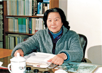 堅持不懈 追趕前沿(傳承·大力弘揚科學家精神) 堅持不懈 追趕前沿(傳承·大力弘揚科學家精神)